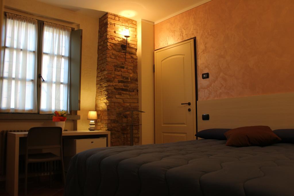 Hostel Del Gal Clusane 외부 사진